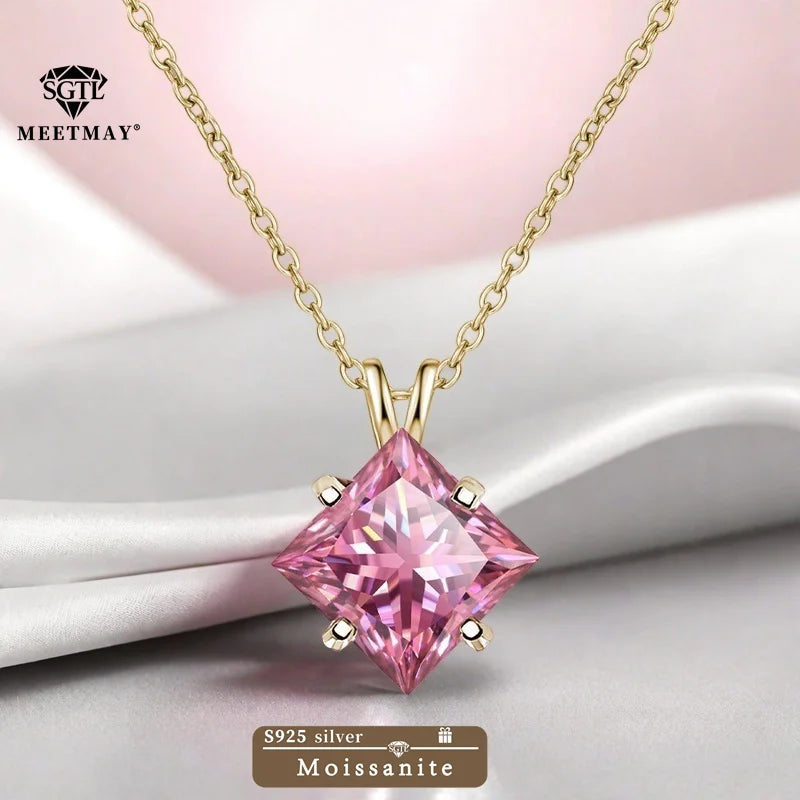 Rhea Princess Pendant Necklace