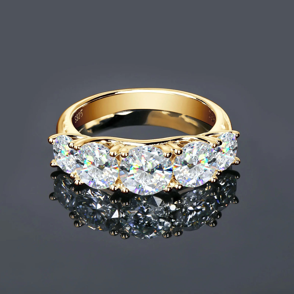 Tessa Band Ring