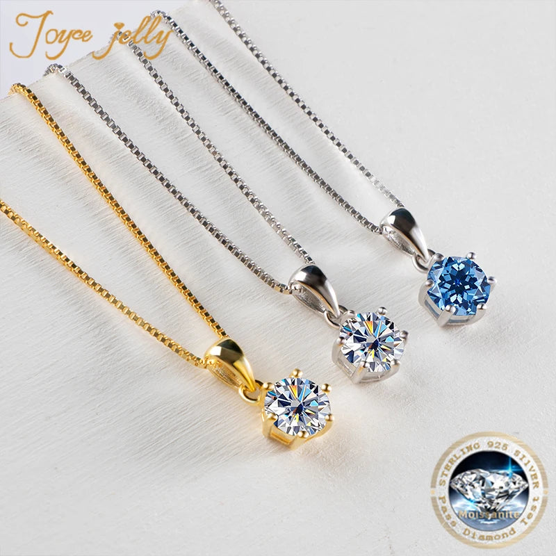 Wren Pendant Necklace