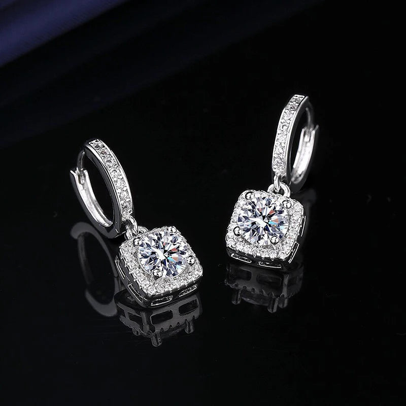 Perla Stud Earrings