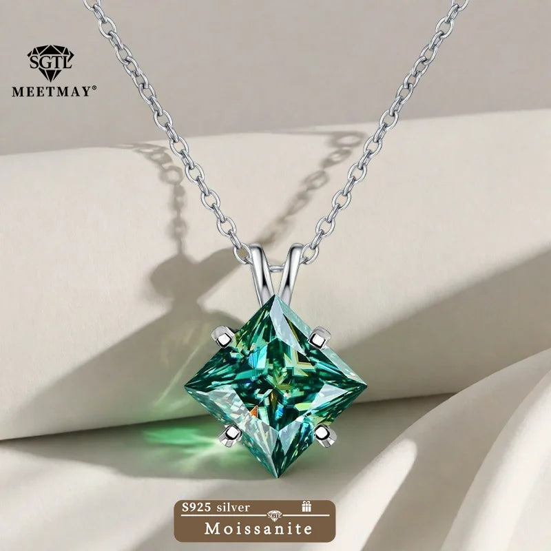 Rhea Princess Pendant Necklace