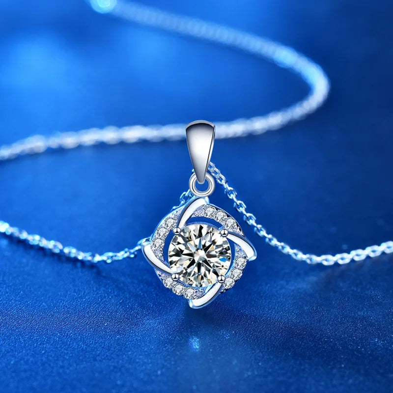 Una Necklace