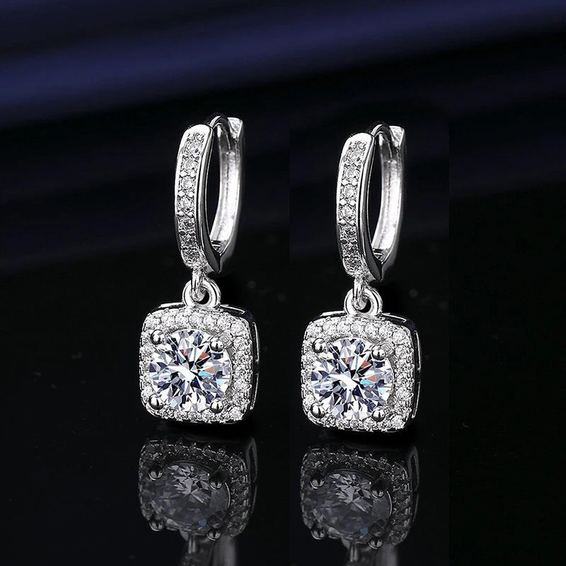 Perla Stud Earrings