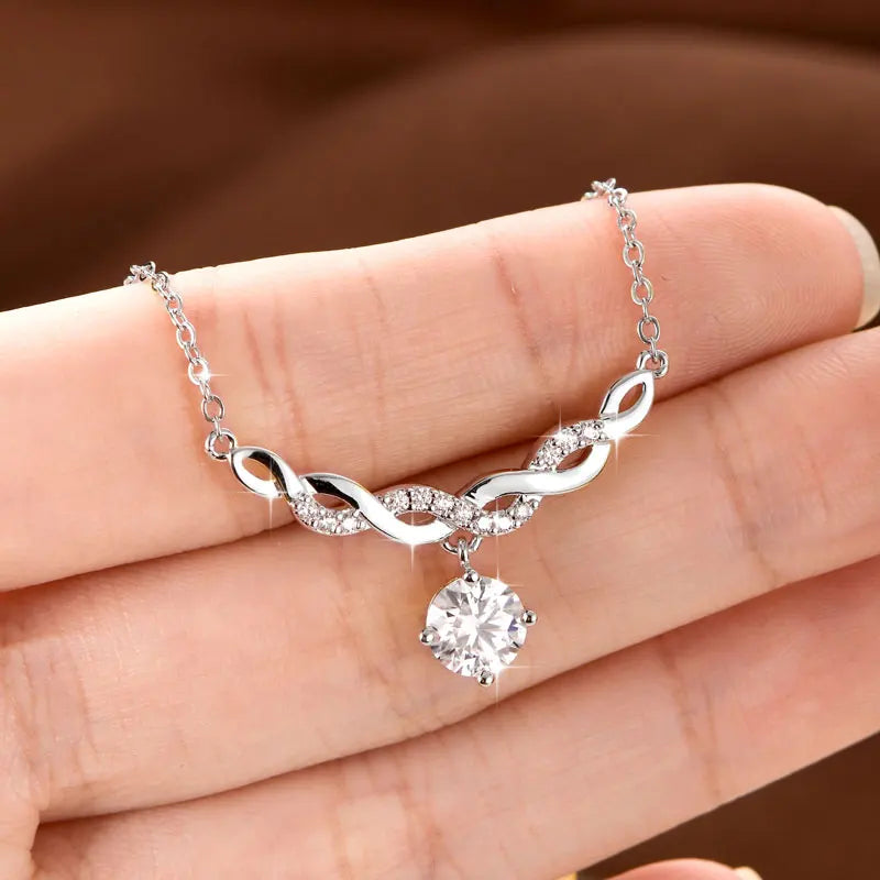 Hestia Pendant Necklace