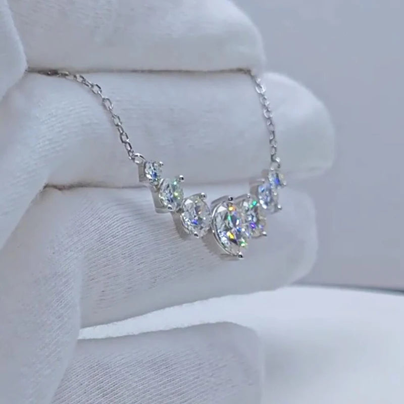 Yara Pendant Necklace
