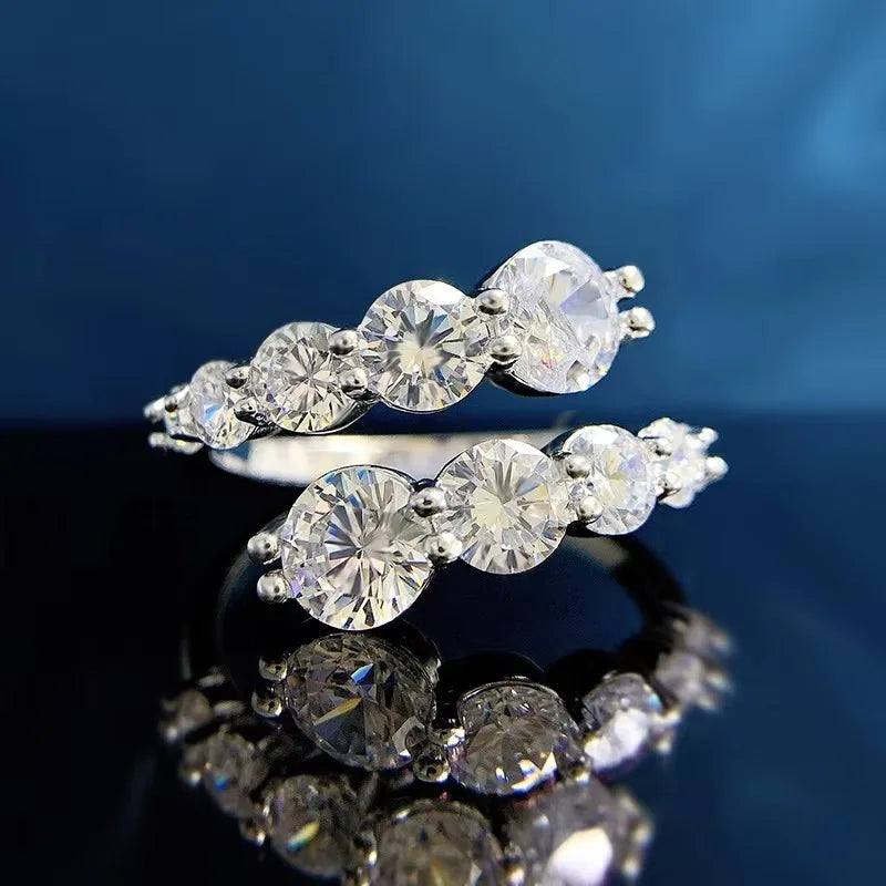 Leona Band Ring