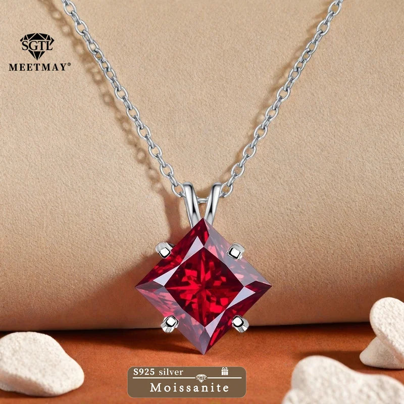 Rhea Princess Pendant Necklace